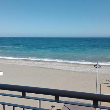 Primera Linea De Playa A 10 Min Estepona San Luis de Sabinillas Exterior photo