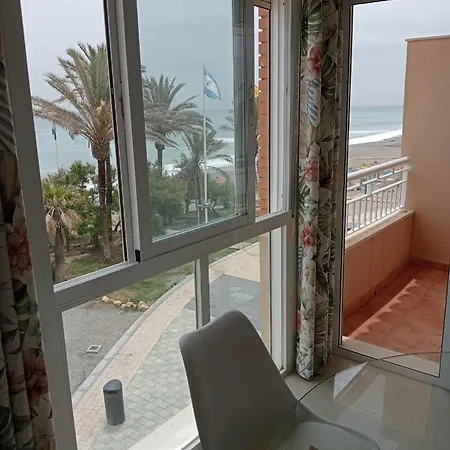 Primera Linea De Playa A 10 Min Estepona San Luis de Sabinillas Exterior photo