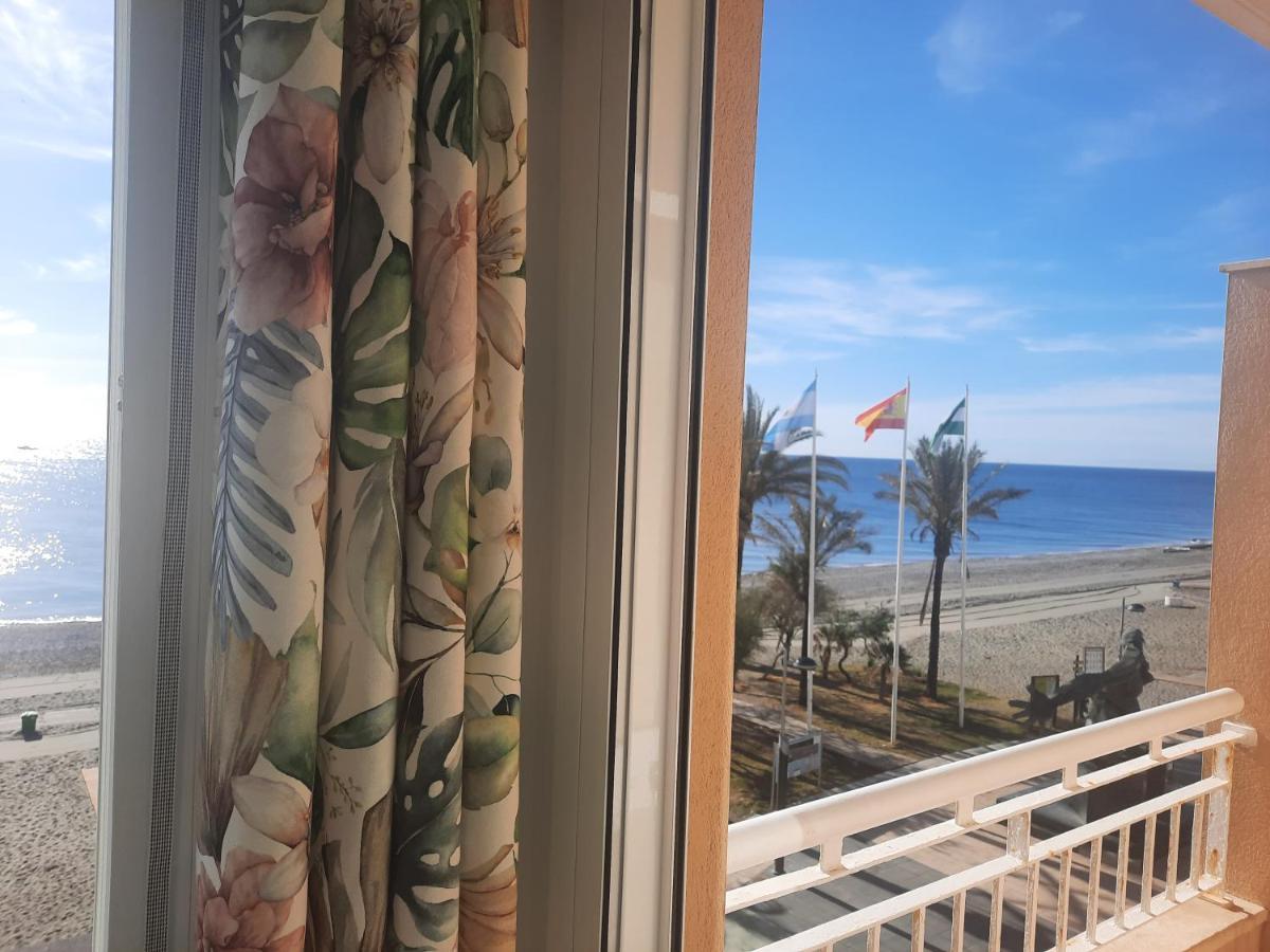 Apartment Primera Linea De Playa A 10 Min Estepona San Luis de Sabinillas