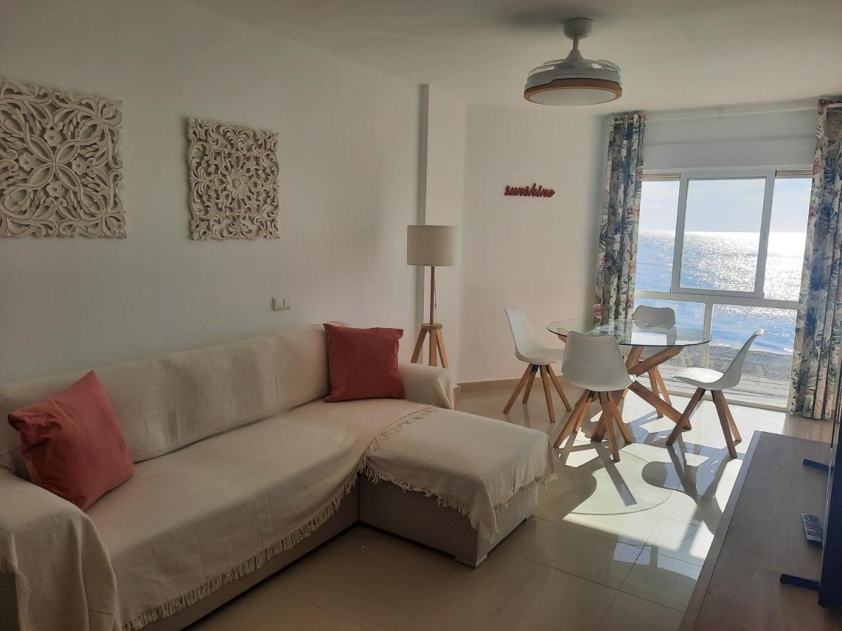 Apartment Primera Linea De Playa A 10 Min Estepona *