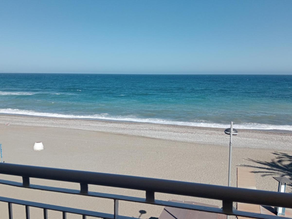 Primera Linea De Playa A 10 Min Estepona San Luis de Sabinillas